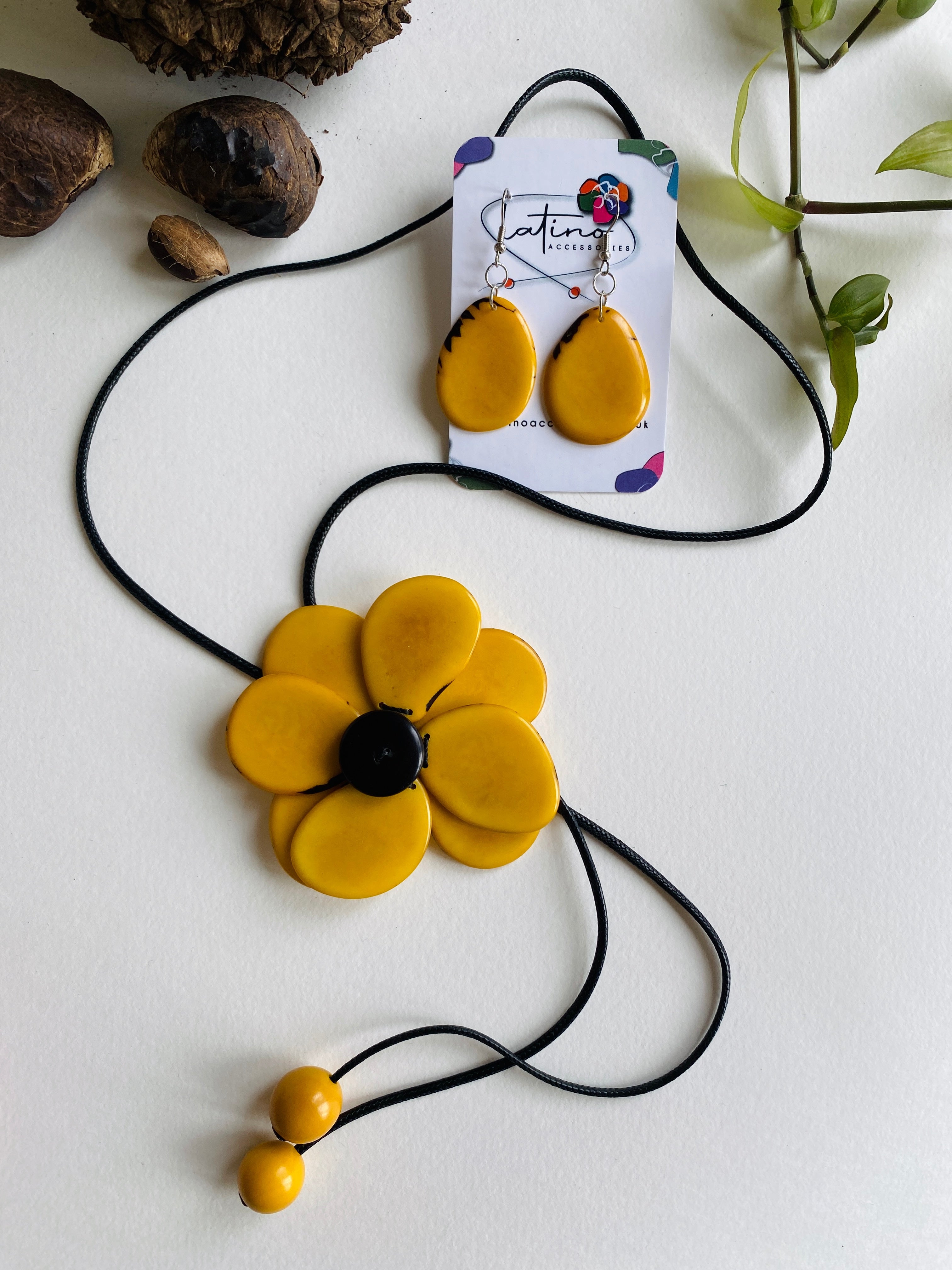 Margarita Tagua Necklace Set - Yellow